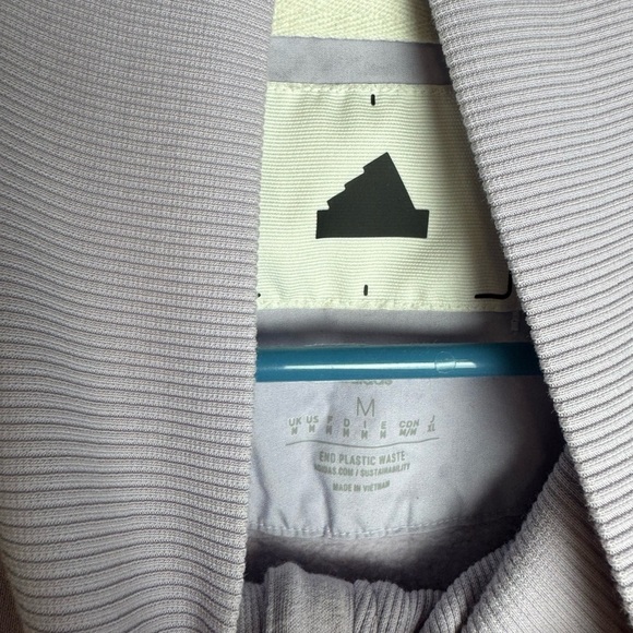 Men's adidas 1/2-zip Solid Color Small Logo Half Zipper - Picture 8 of 9